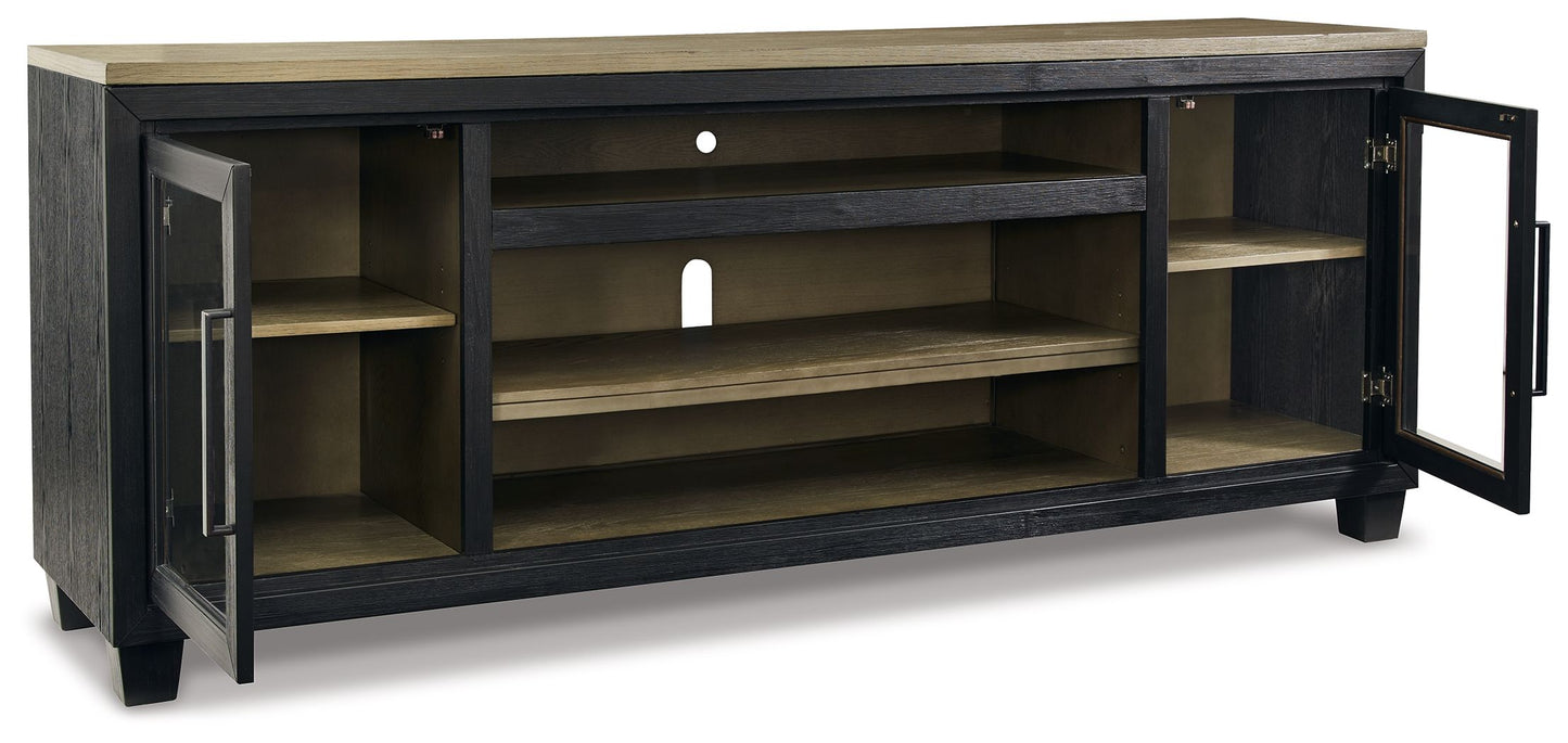 Foyland - XL TV Stand w/Fireplace Option - Black / Brown
