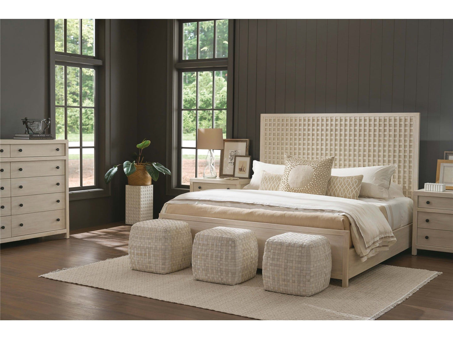 Dwell - Panel Bed