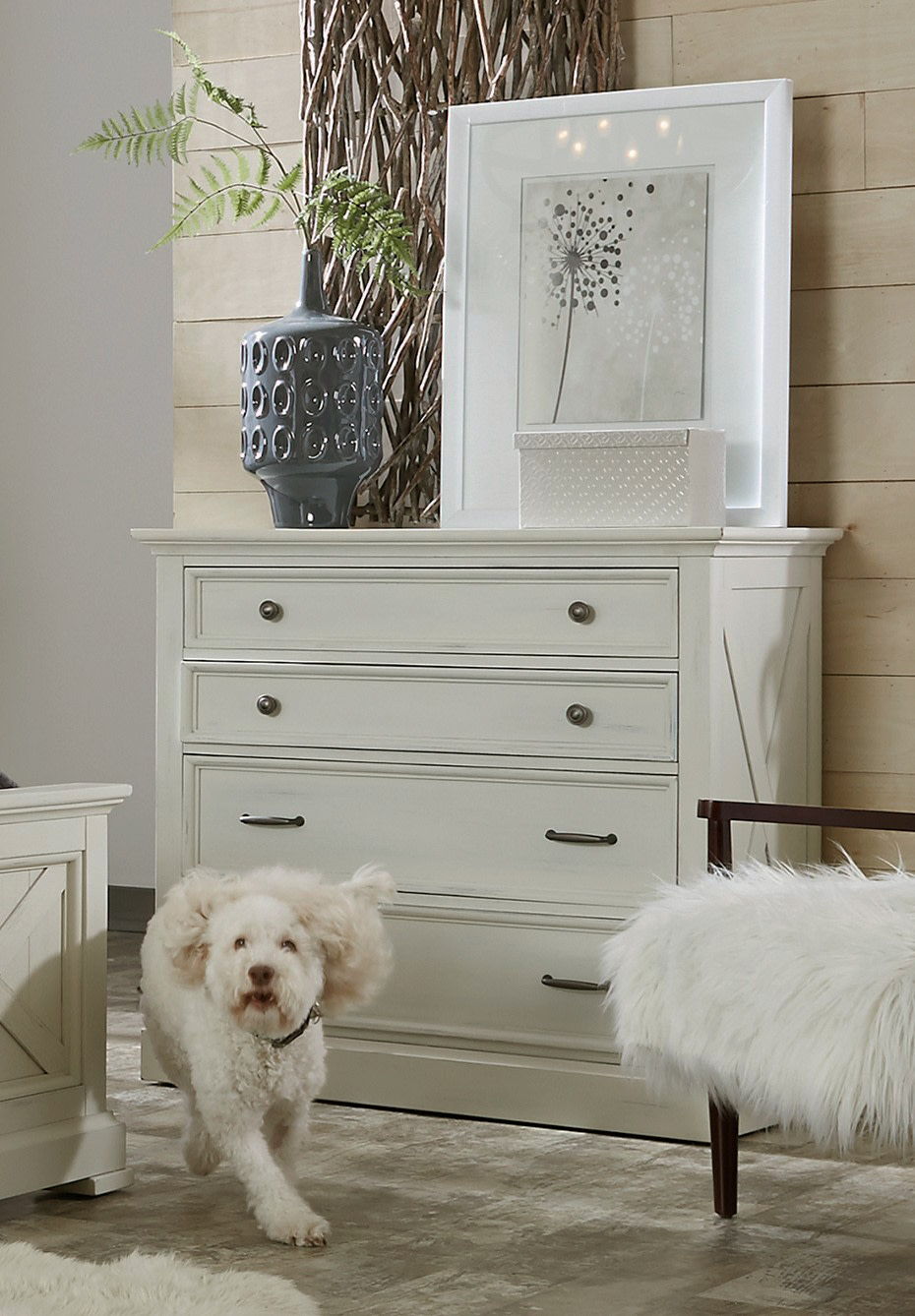 Seaside Lodge - Chest - White