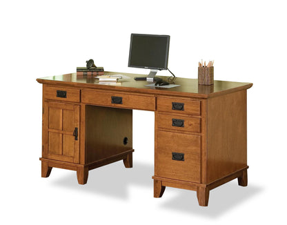 Arts & Crafts - Pedestal Desk - Light Brown