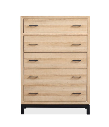 Bastain - Drawer Chest - Putnum Ivory